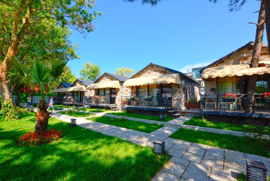 Casa Rosa Bungalov Nehir Oteli